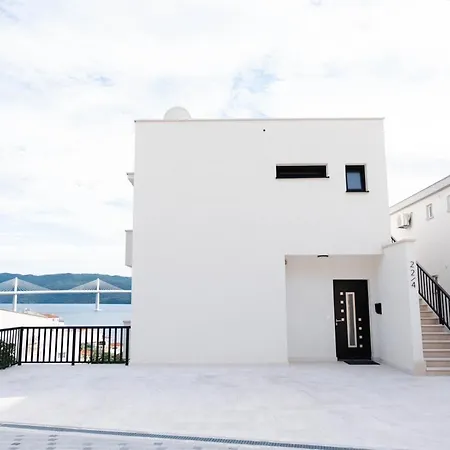Villa Janja Komarna Exterior photo